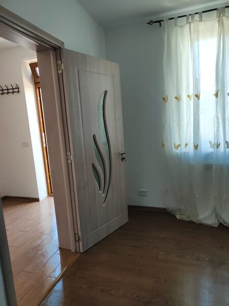 Basarab, Titulescu, 1 Mai